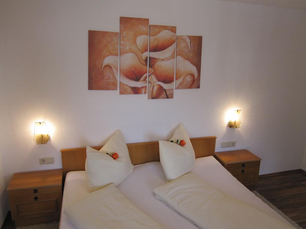 Haus Arosa Appartement Kappl  Kamer foto